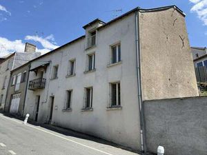 Vente Immeuble à Chemillé-en-Anjou (49120) : à vendre / 146m² Chemillé-en-Anjou