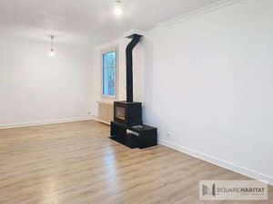 Location Maison à La Roche-Derrien (22450) : à louer / 77m² La Roche-Derrien