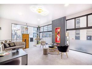 À vendre – Murs commerciaux d’un très beau local d’angle de 68 m² – Rue Duquesne  Lyon 6