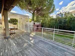 Vente maison 5 pièces 143 m² à Montpellier (34000)  488 000 €