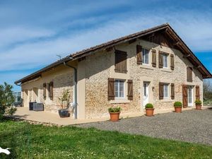 Vente maison 7 pièces 241 m² à Montgaillard (40500)  519 750 €