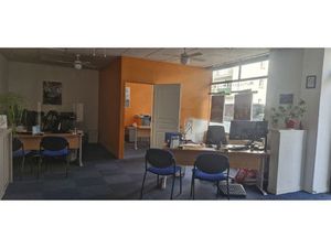 Vente divers 3 pièces 83 m² Lourdes (65100)