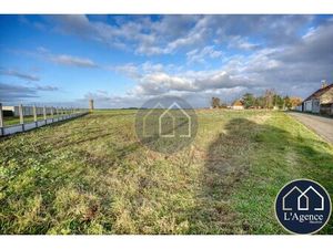 Terrain plat constructible environnement recherché