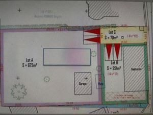 Maison à rénover et terrain constructible PRIX 205 000