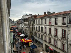 Appartement en duplex centre historique de Périgueux