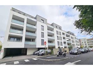 Coup de cœur ! T2 avec terrasse  ascenseur et garage à deux pas de Genève À FERNEY-VOLTAIR