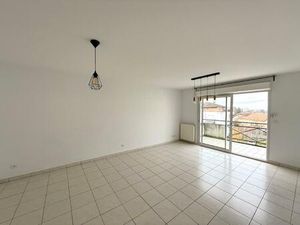 Location appartement 3 pièces 71 m² à Ambilly (74100)