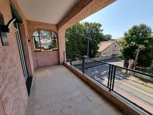 Vente maison 7 pièces 193 m² Chalon-sur-Saône (71100)