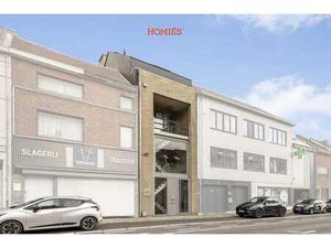 Opbrengsteigendom: Ruim kantoor + duplexappartement