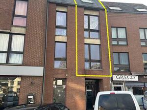 ? Triplex spacieux (3/4 ch) en VIAGER OCCUPE  Mr 82 ans