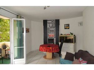 Location appartement  m² T-2 à Vinon-sur-Verdon  680 €