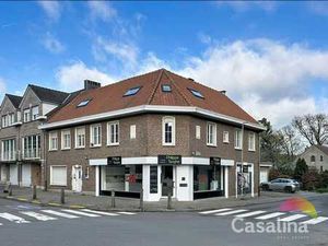 ESPACE COMMERCIAL +/-95m²  rez-de-ch.  situation centrale