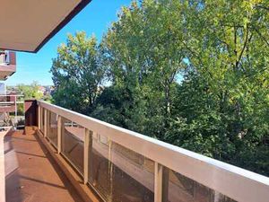 Appartement 90 m2 avec 2 chambres et entièrement rénové