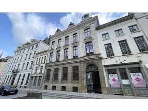 Bureaux à louer dans un magnifique hôtel particulier en ple