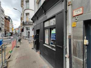 Commerce d’angle au cœur du quartier étudiant d’Anvers