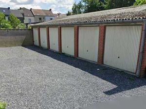 Lot de 10 box de garage