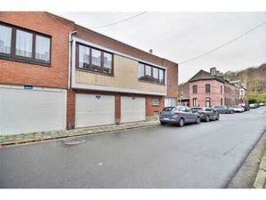 Garage de 17m² idéalement situé à Jemeppe !