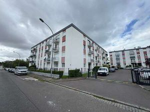 Vente Appartement T1 à Nantes Pont Du Cens - Petit Port (44000) : à vendre T1 / 25m² Nante