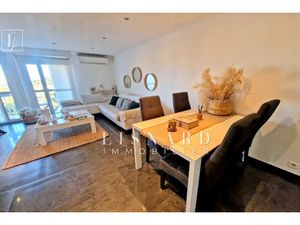 Vente appartement 4 pièces 80 m² à Vallauris (06220)  294 000 €