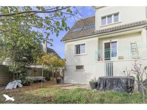 Vente maison 6 pièces 107 m² Aubergenville (78410)
