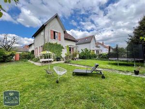 Location maison 5 pièces 103 m² à Chambéry (73000)