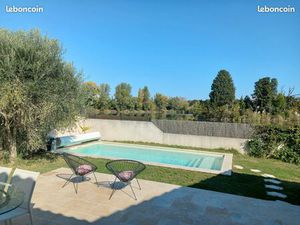 Maison de plain pied non mitoyenne