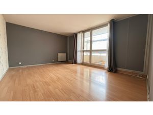 Grand F3 dans résidence ravalée