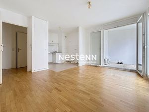 ISSY LES MOULINEAUX - FORT D'ISSY - Appartement 2 pièces avec terrasse