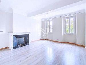 APPARTEMENT / SALON / CHAMBRE /VUE