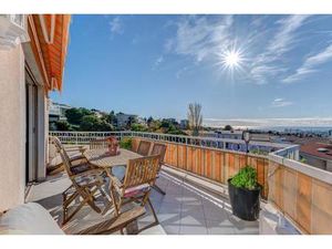 DENIER ETAGE + GRANDE TERRASSE + VUE MER + DEUX GARAGES