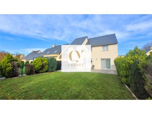 MAISON DE 103 M2 AVEC 4 CHAMBRES  GARAGE ET JARDIN