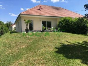 Location maison 5 pièces 135 m² à Francheville (21440)