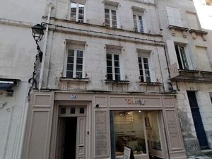 Immeuble 5 pièces 94 m²