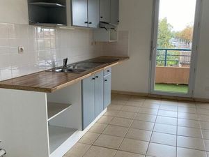 T3 de 72 m²  dressing  cave  box fermé  parking à Blagnac