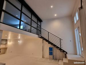 Loft rénové 75 m² – Mezzanine  1 chambre – Bougival
