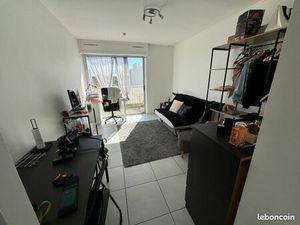 Studio meublé Lapeyronie