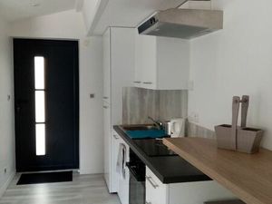 Studio meublé (au mois : ‘bail mobilité’ maximum 10 mois)