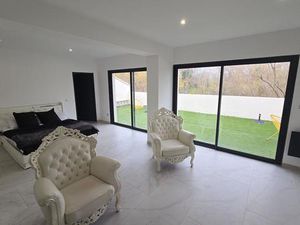 Vente maison 6 pièces 450 m² Sorgues (84700)