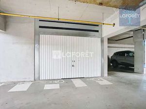 Vente Garage et parking à Rennes (35000) : à vendre / 25m² Rennes