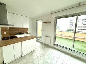Location appartement 2 pièces 38 m² à Hyères (83400)