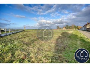 Vente terrain 1166 m² à Houdan (78550)  64 990 €