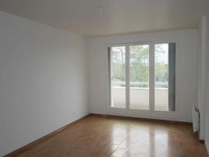 Location appartement 1 pièce 31 m² à Meaux (77100)  610 €