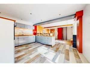 Vente Maison 7 pièces de 139m² - 38300 Bourgoin-Jallieu