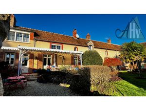 77 - THOURY FEROTTES - Propriété d'exception de 268 m2 envir