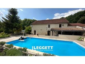 Maison 14 pièces 275 m²