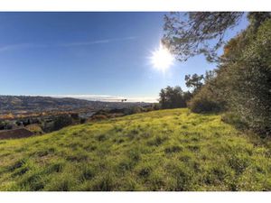 Vente terrain à batir 450 m² à Saint-Laurent-du-Var (06700)  269 000 €