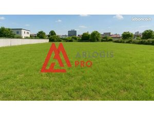 Terrain 1 056 m² Saint Quentin Fallavier