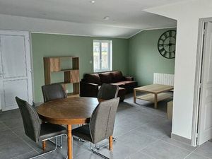 A loué à guarbecque maison entièrement meublé