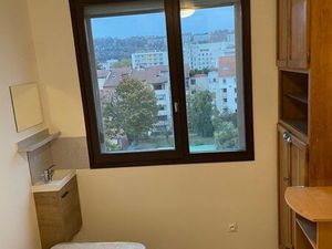 Résidence gardienne tennis gardienne lumineux