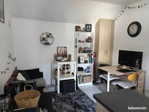 Petit logement avec 1 chambre